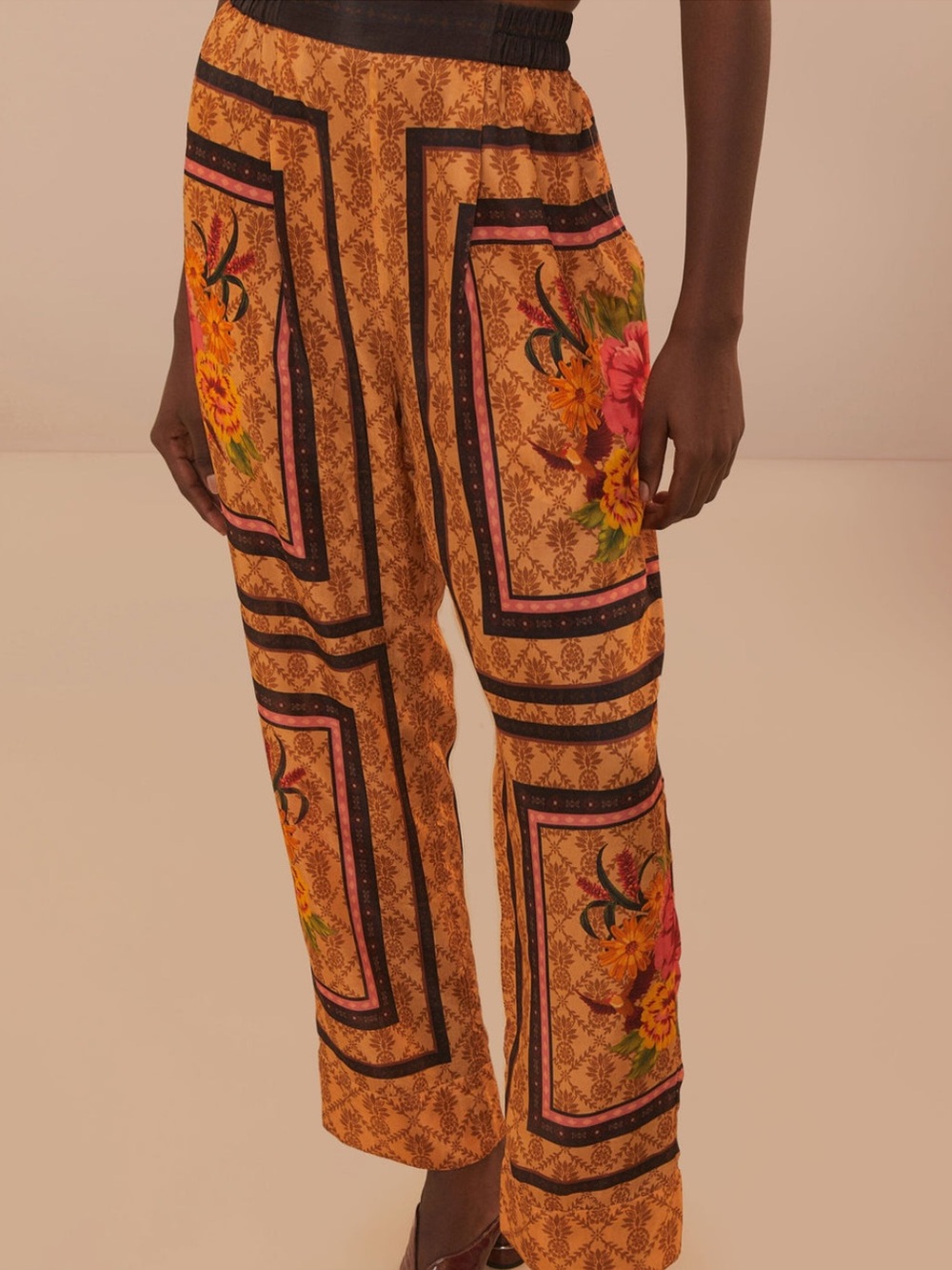 Farm Rio Brown Charming Garden Scarves Pants - Medium